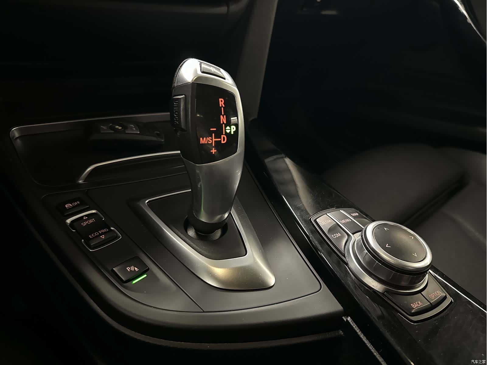 BMW 3 Series, 2018 24