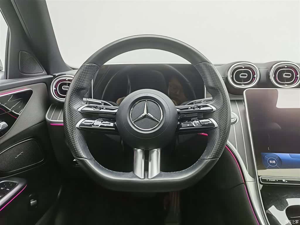 Mercedes-Benz C-Class, 2022 11