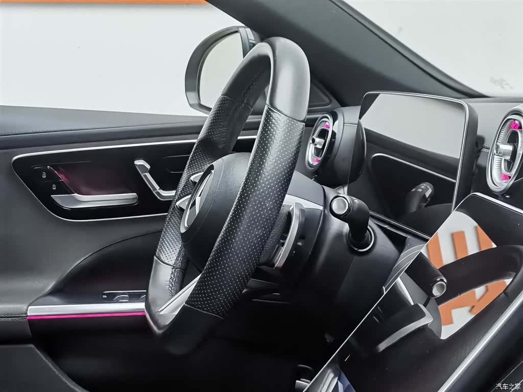 Mercedes-Benz C-Class, 2022 22