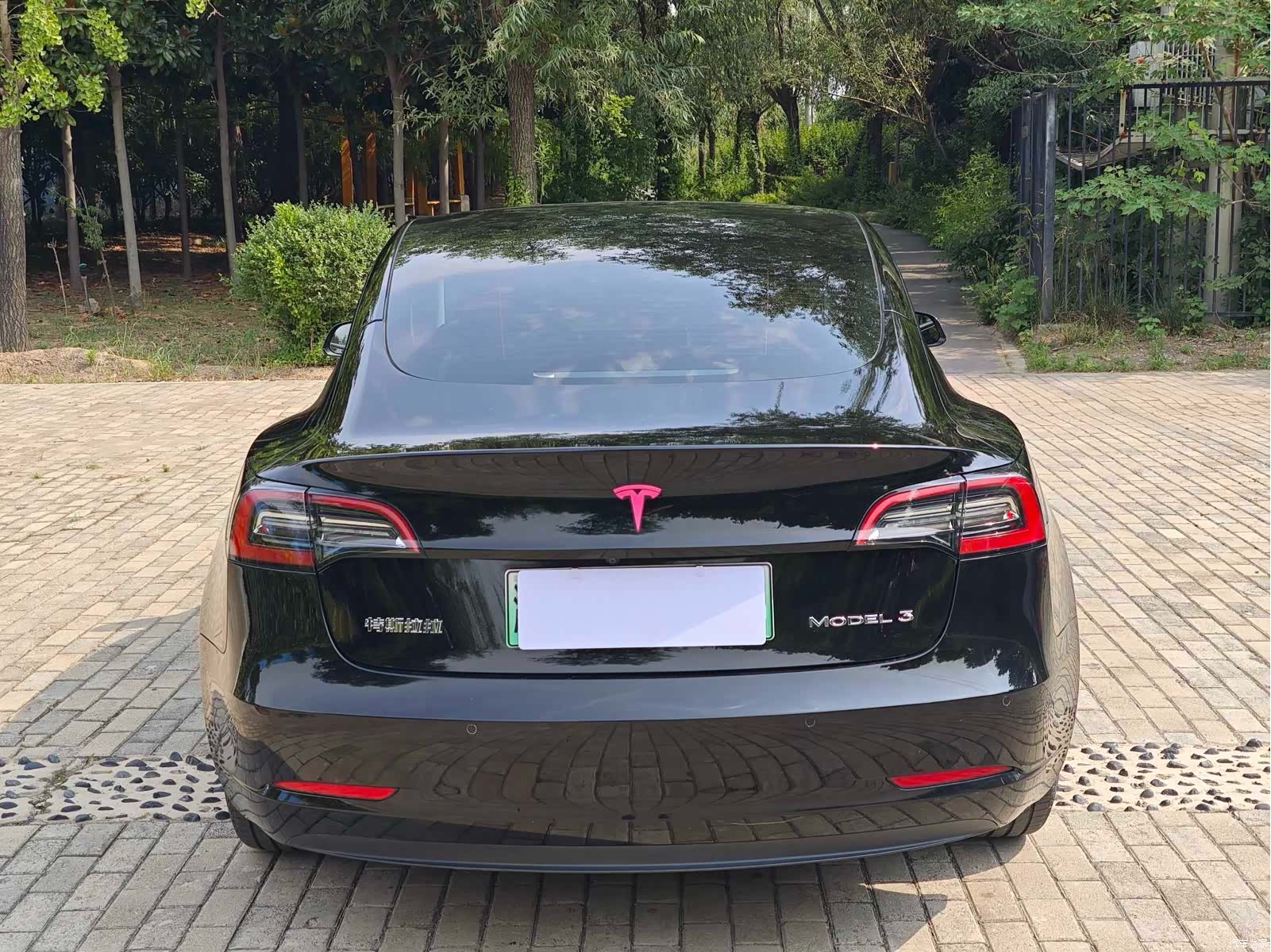 Tesla Model 3, 2023 10