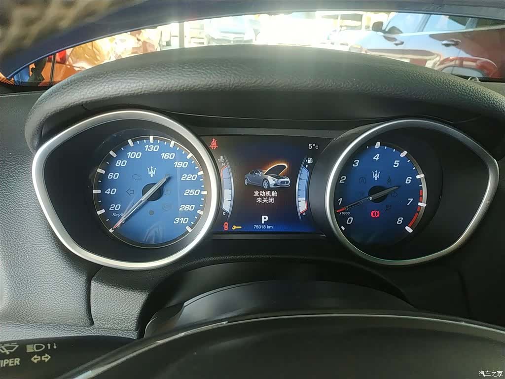 Maserati Ghibli, 2016 9