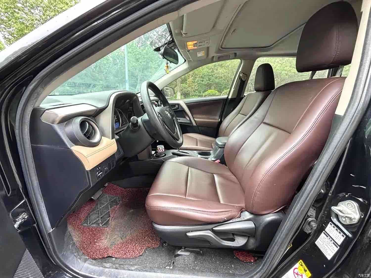 Toyota RAV4, 2014 4