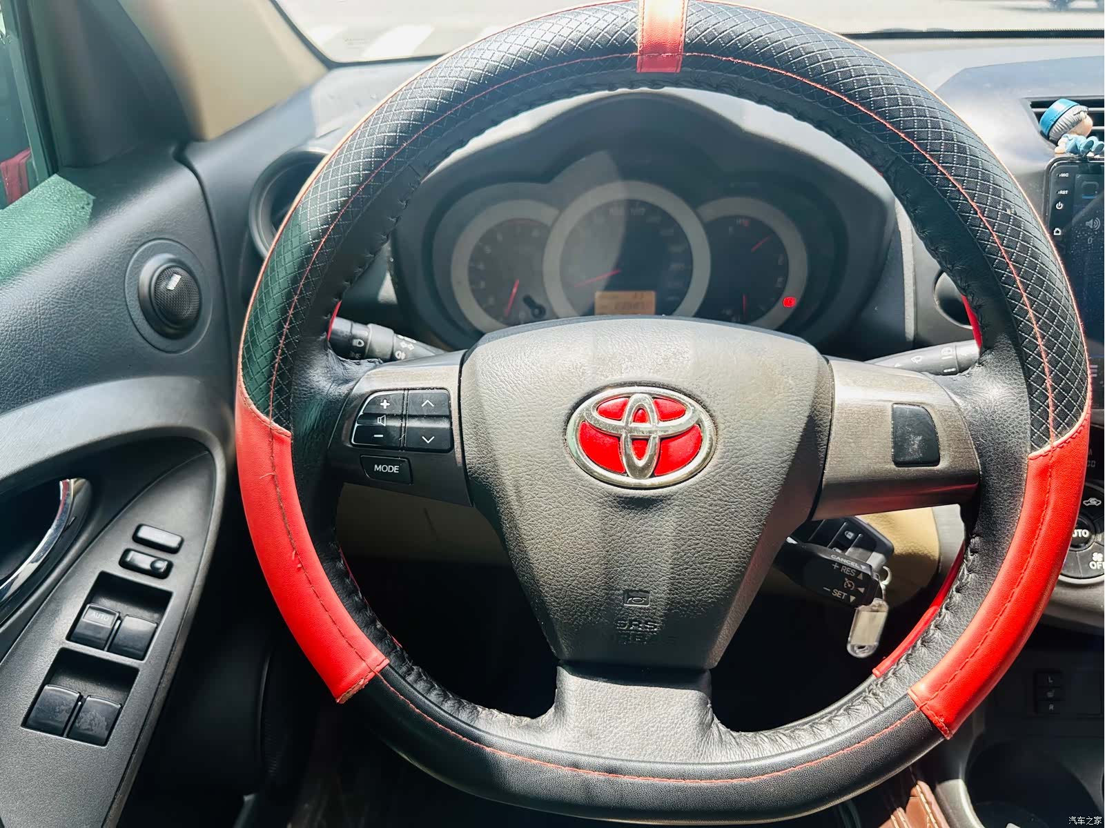 Toyota RAV4, 2012 15
