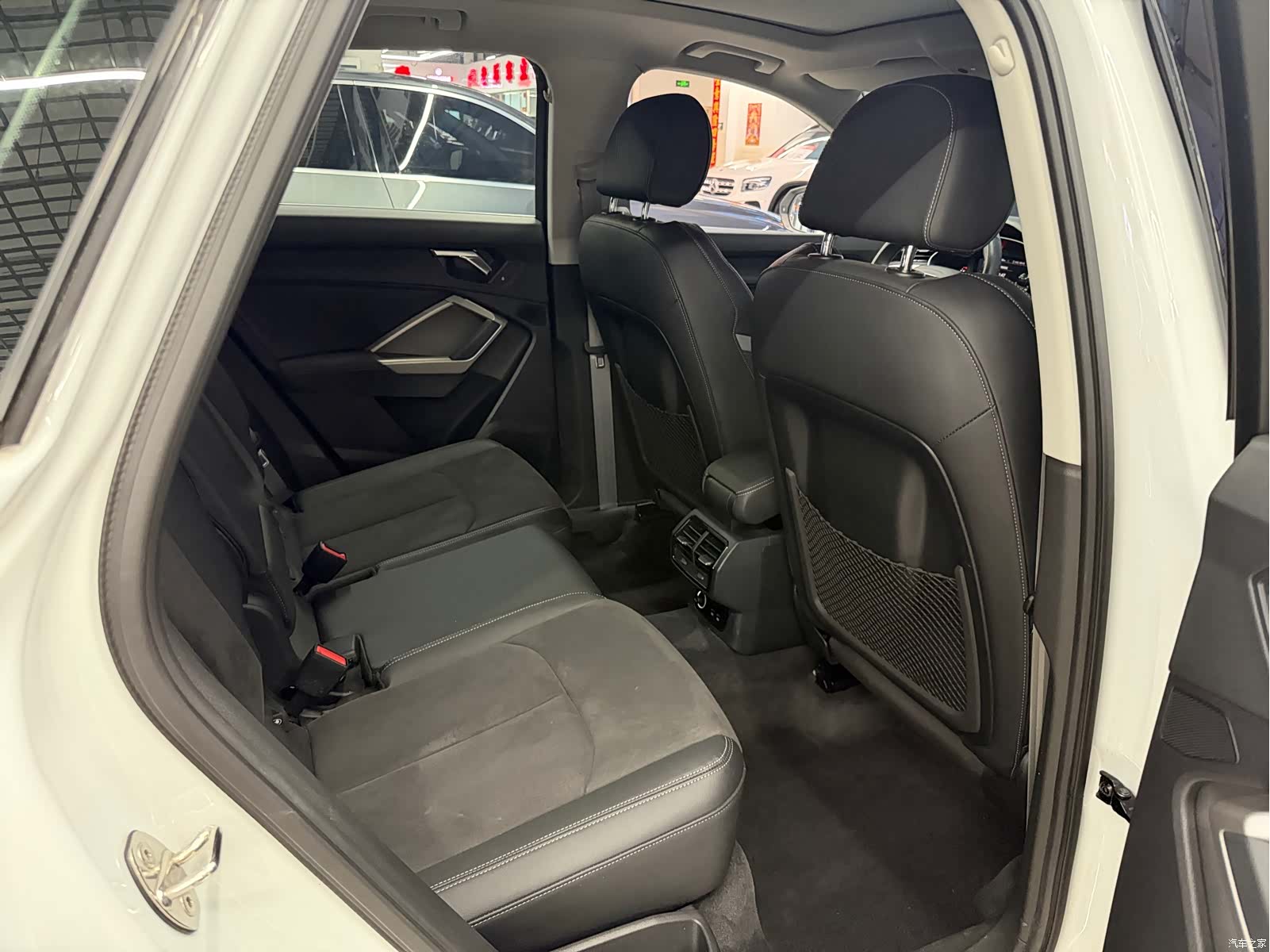 Audi Q3, 2023 18