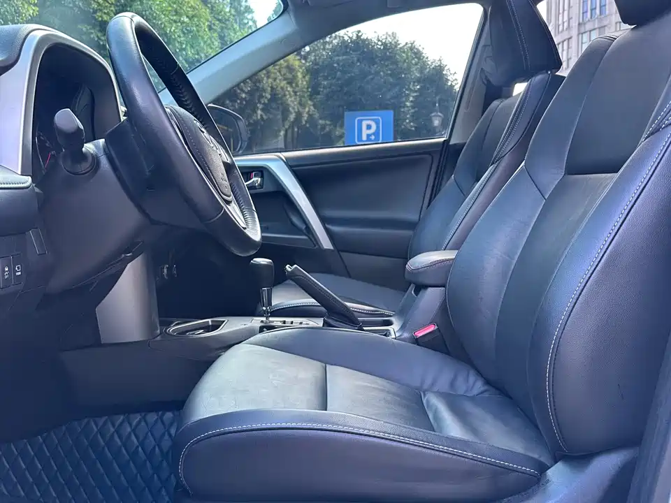 Toyota RAV4 Rongfang