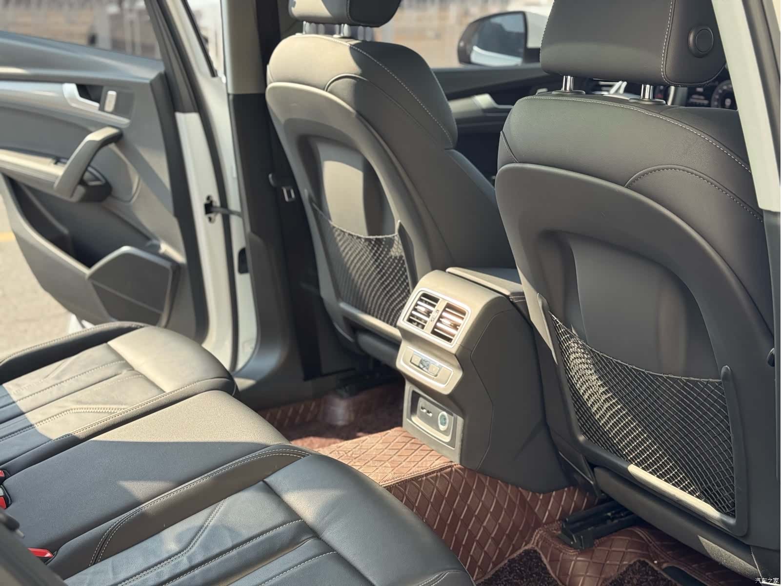Audi Q5L, 2023 32