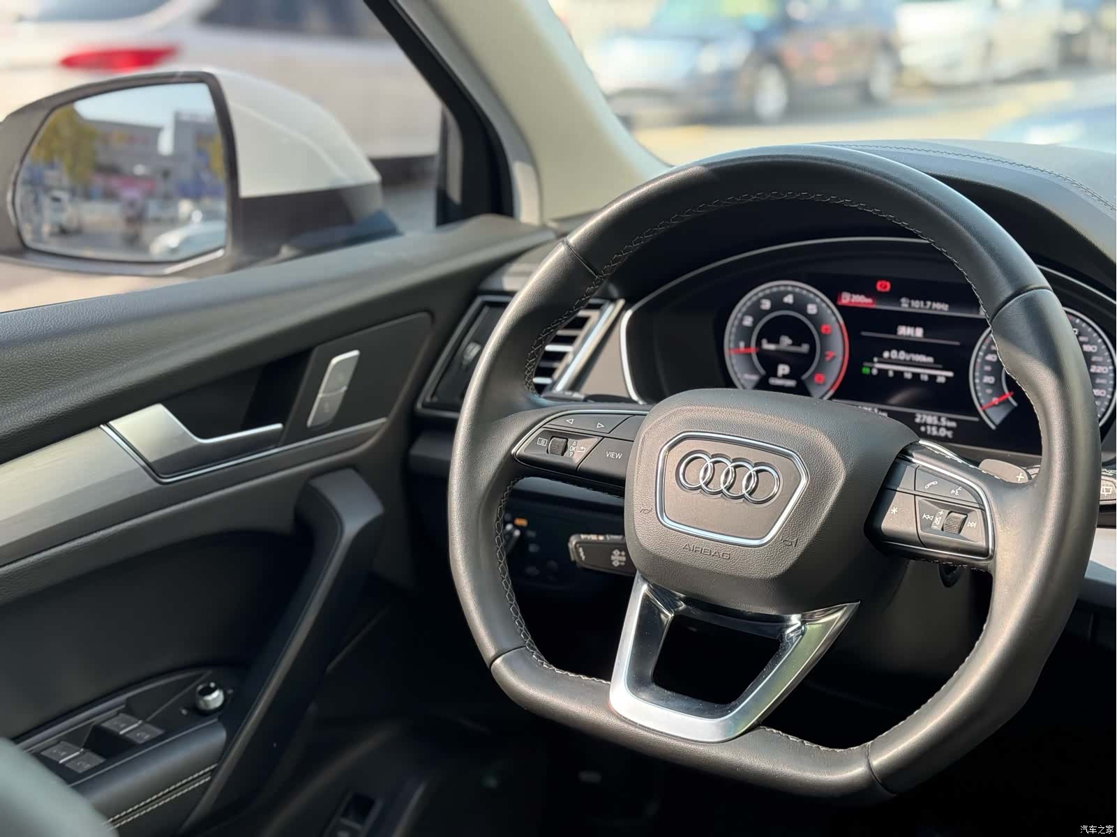 Audi Q5L, 2023 16
