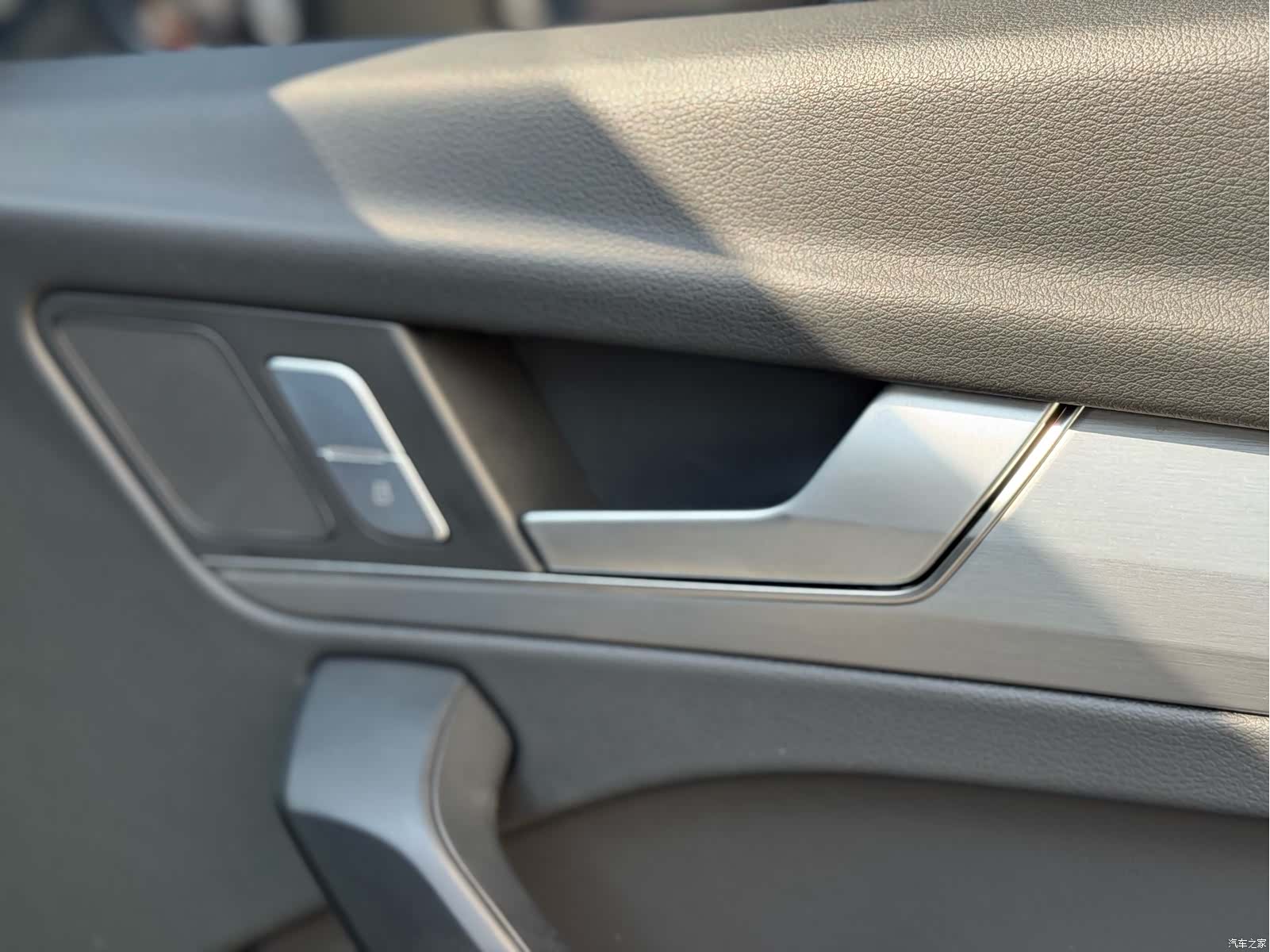 Audi Q5L, 2023 37