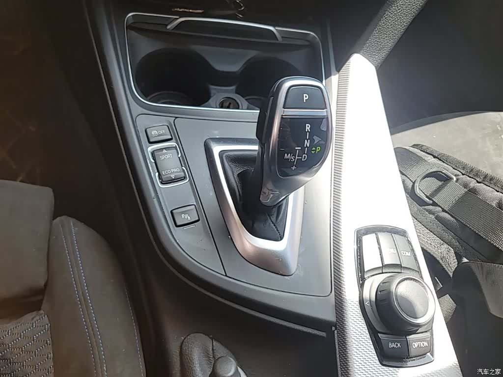 BMW 3 Series, 2018 14