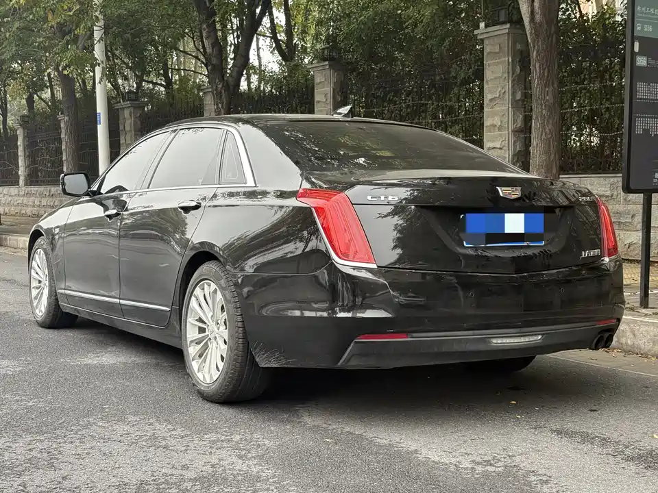 Cadillac CT6