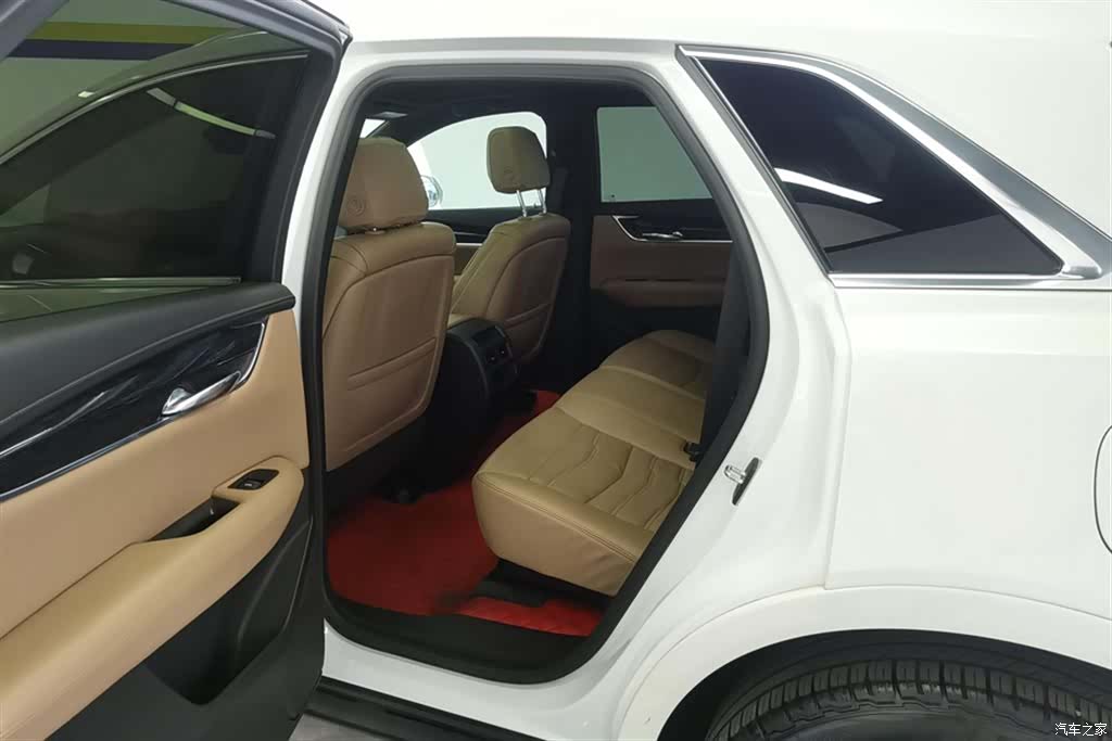 Cadillac XT5, 2022 11
