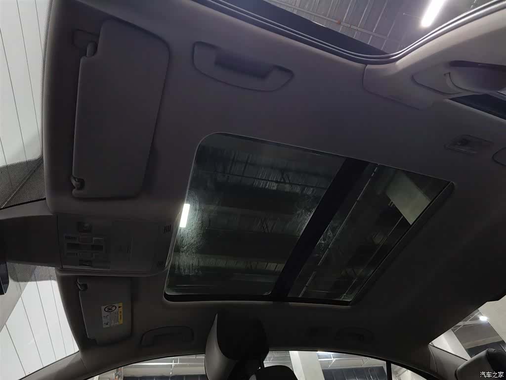 Volkswagen Magotan, 2024 14
