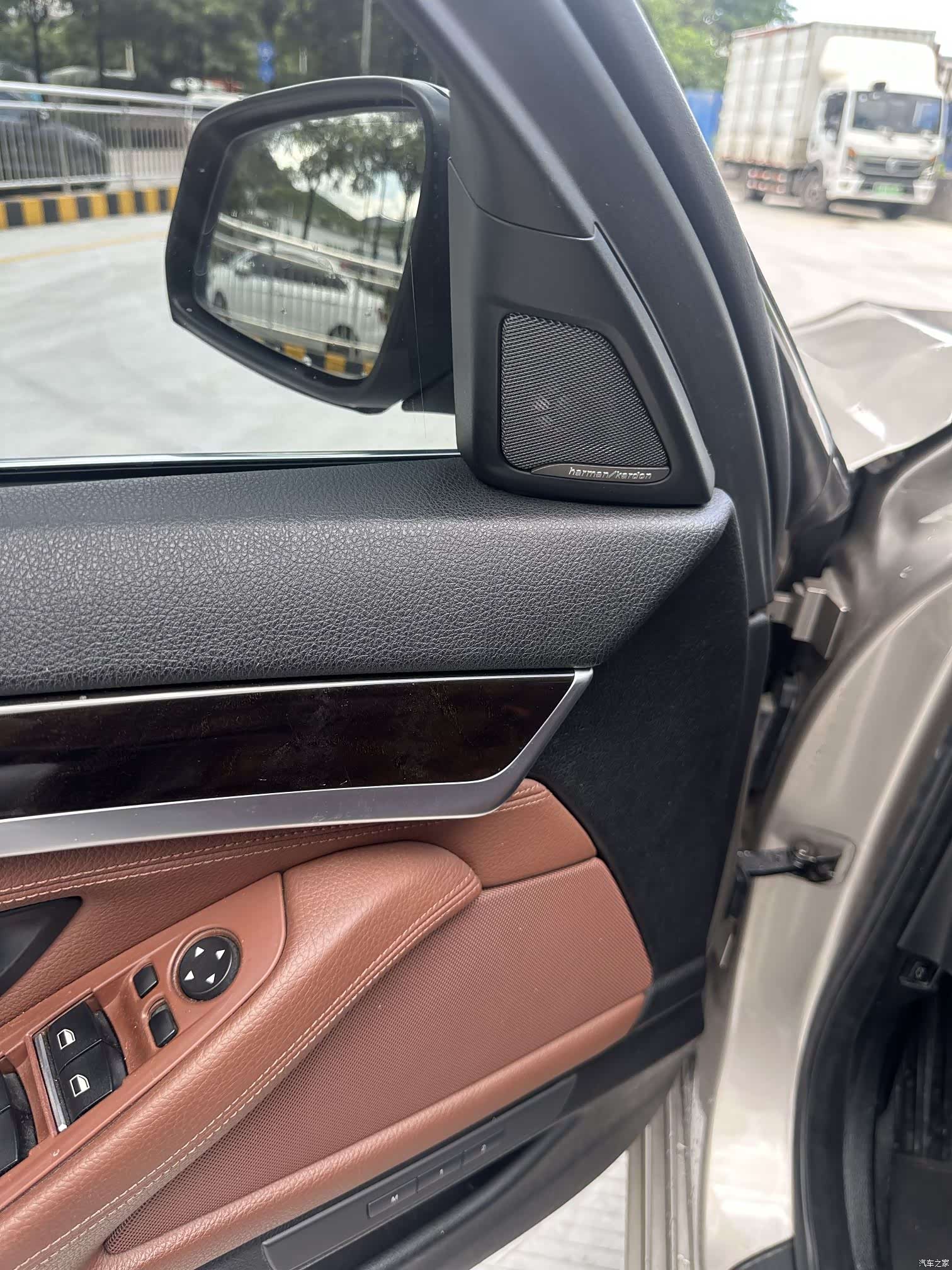 BMW 5 Series, 2014 11