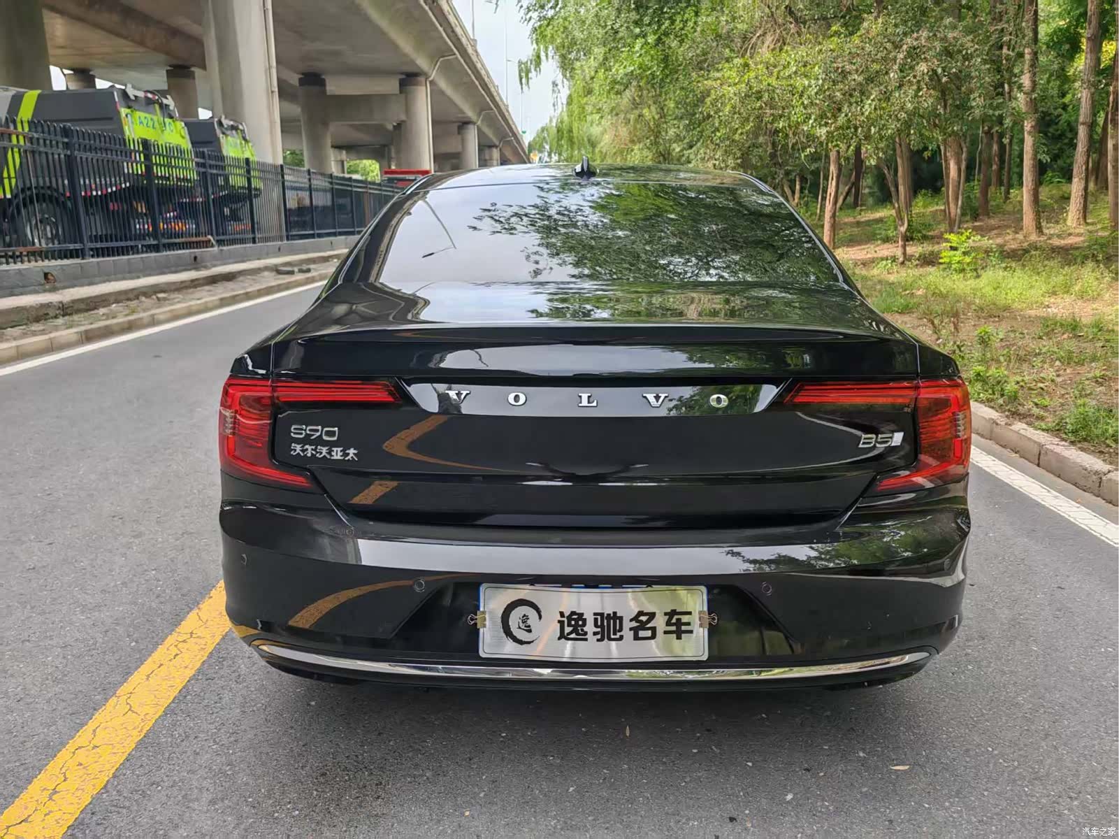 Volvo S90, 2023 все фото