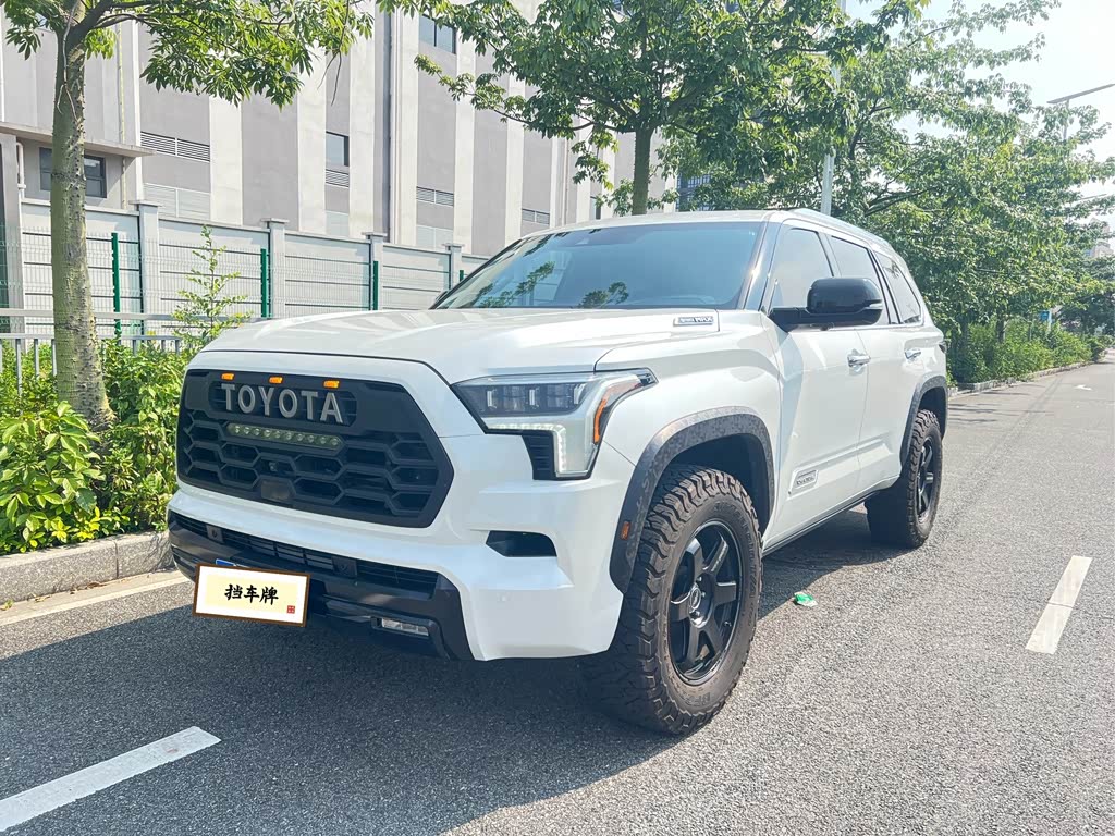 Toyota Sequoia