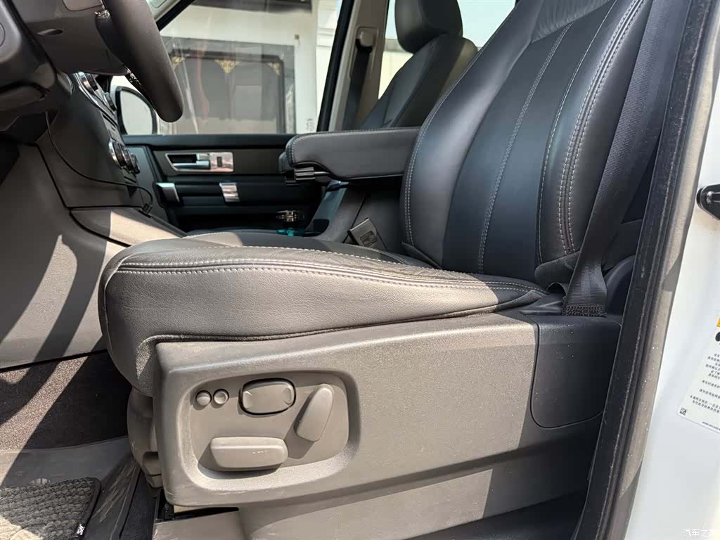 Land Rover Discovery, 2015 28