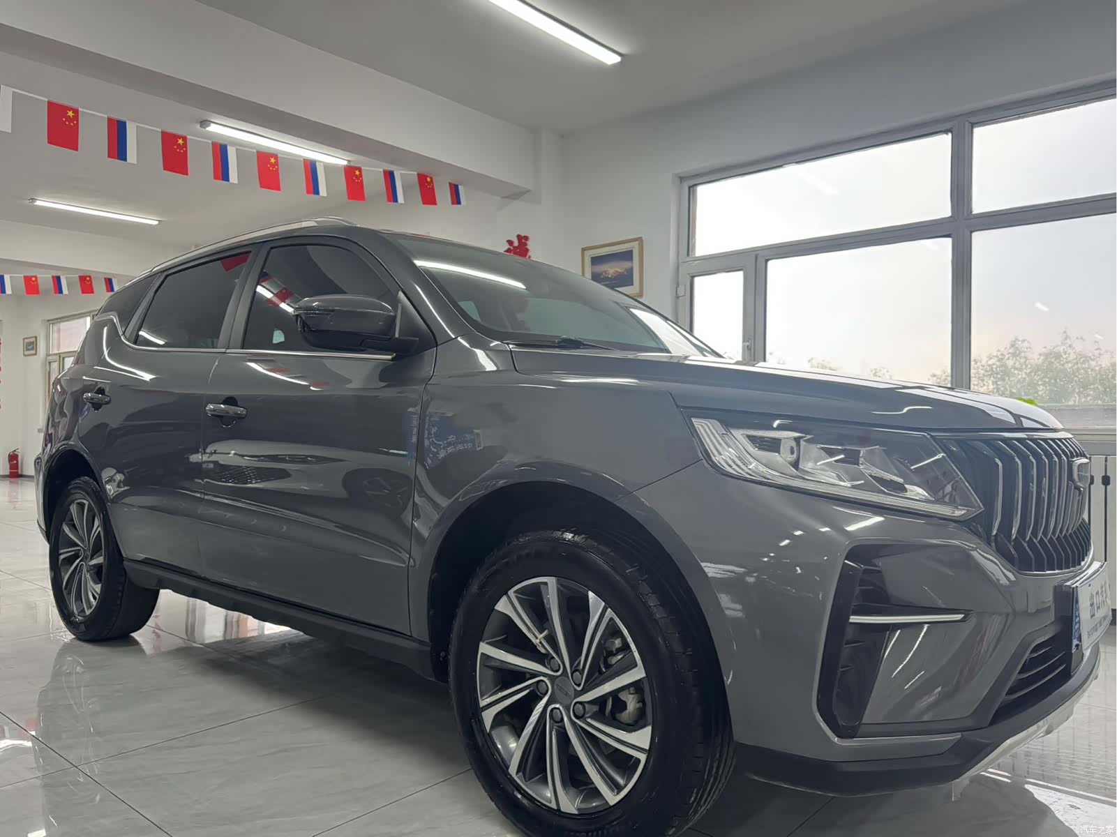 Geely X6, 2022 3