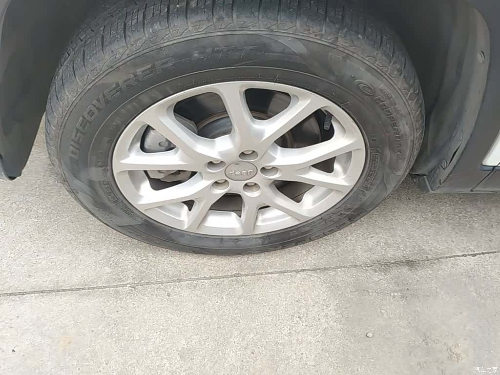 Jeep Cherokee, 2016 25