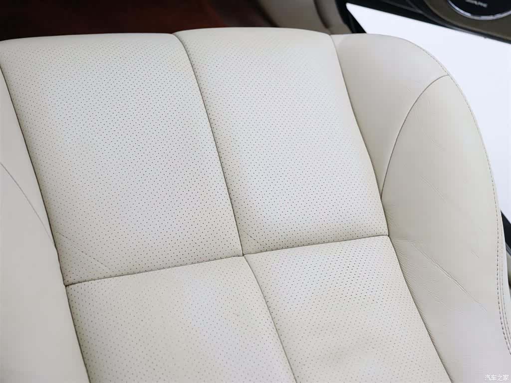 Jaguar XJ, 2005 20