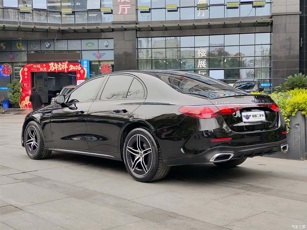 Mercedes-Benz E-Class, 2025 4