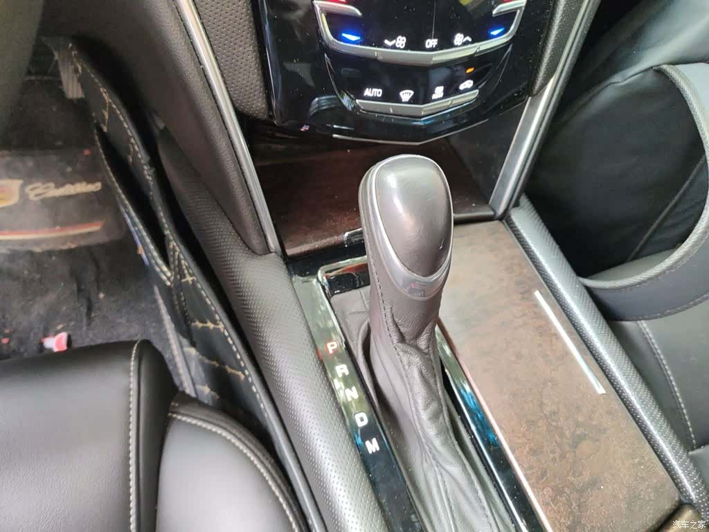 Cadillac XTS, 2017 7