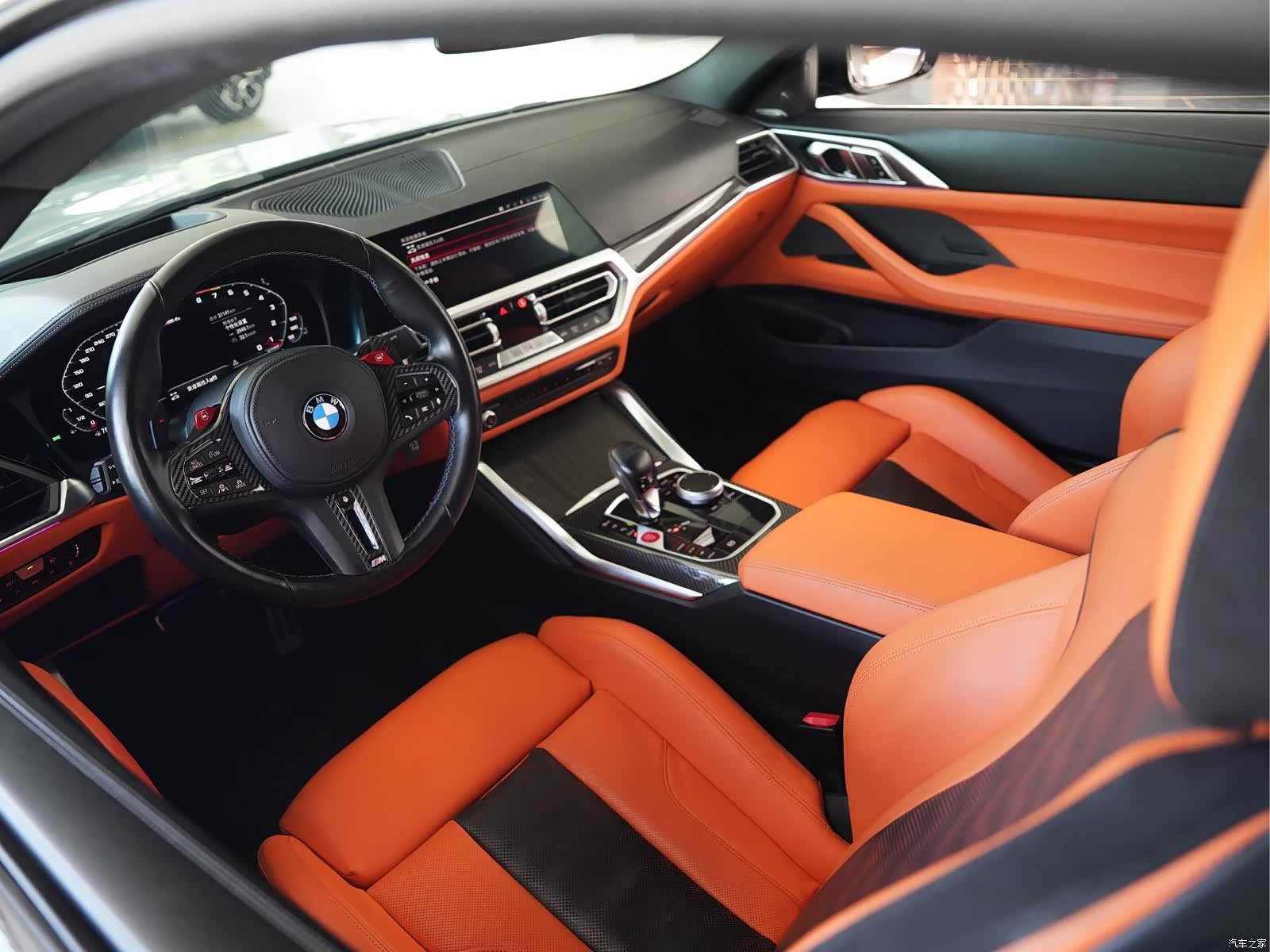 BMW M4, 2023 все фото