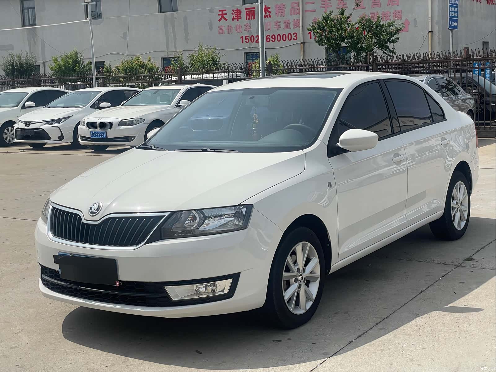 Skoda Rapid, 2015 1