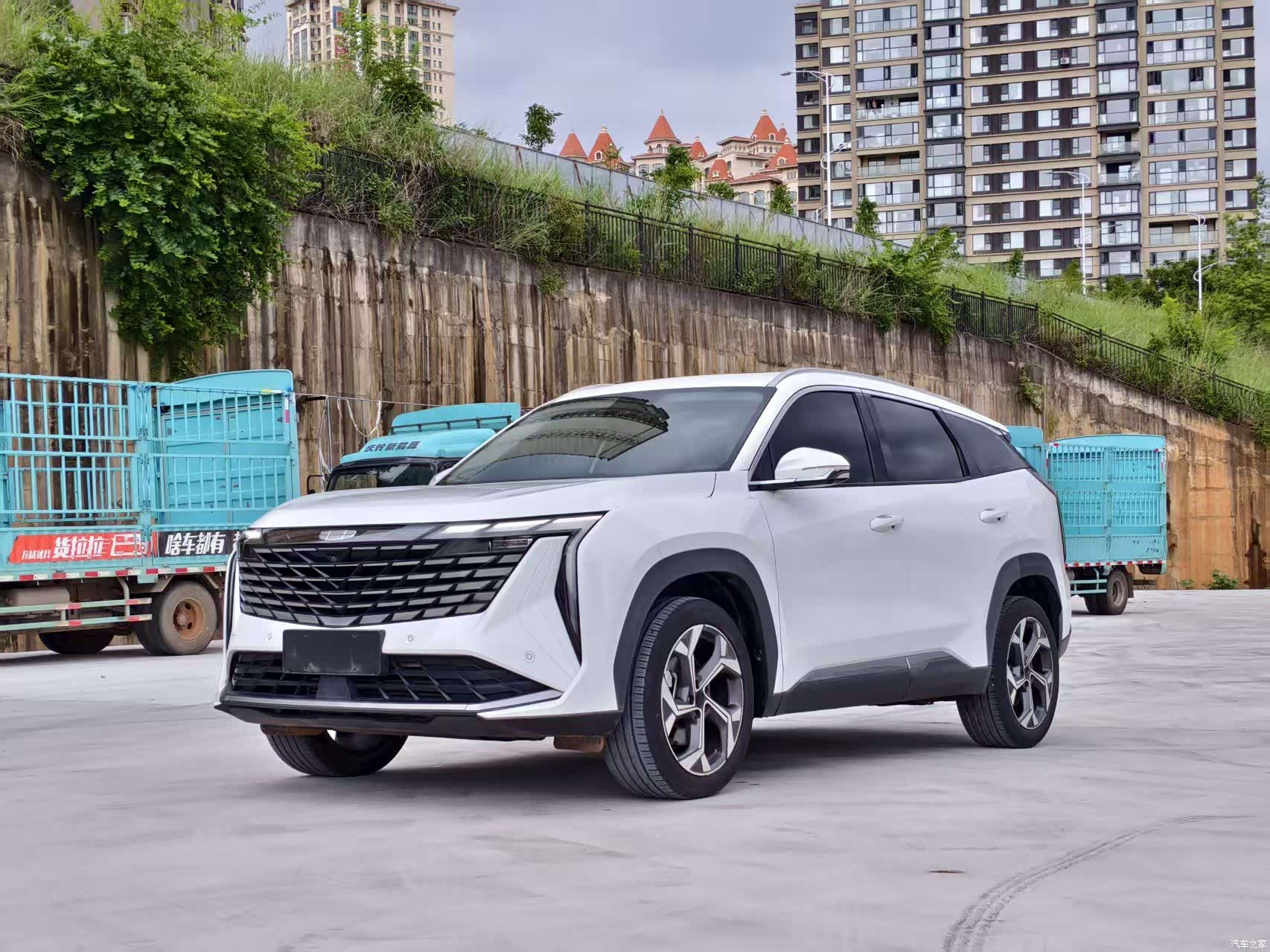 Geely Boyue, 2023 1