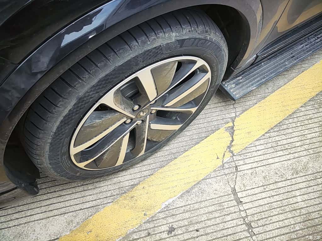 Li Auto L8, 2024 23