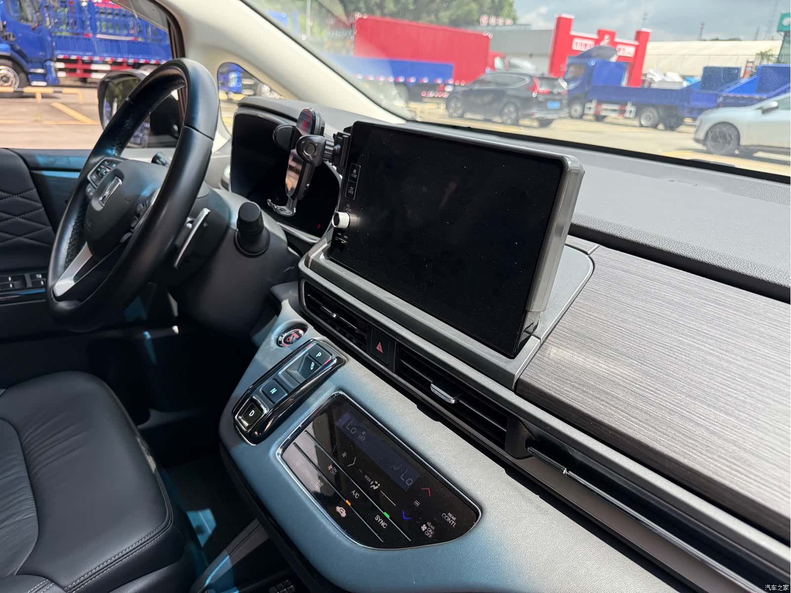 Honda Elysion, 2022 13