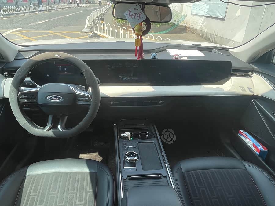 Ford Mondeo 2022, фото 6