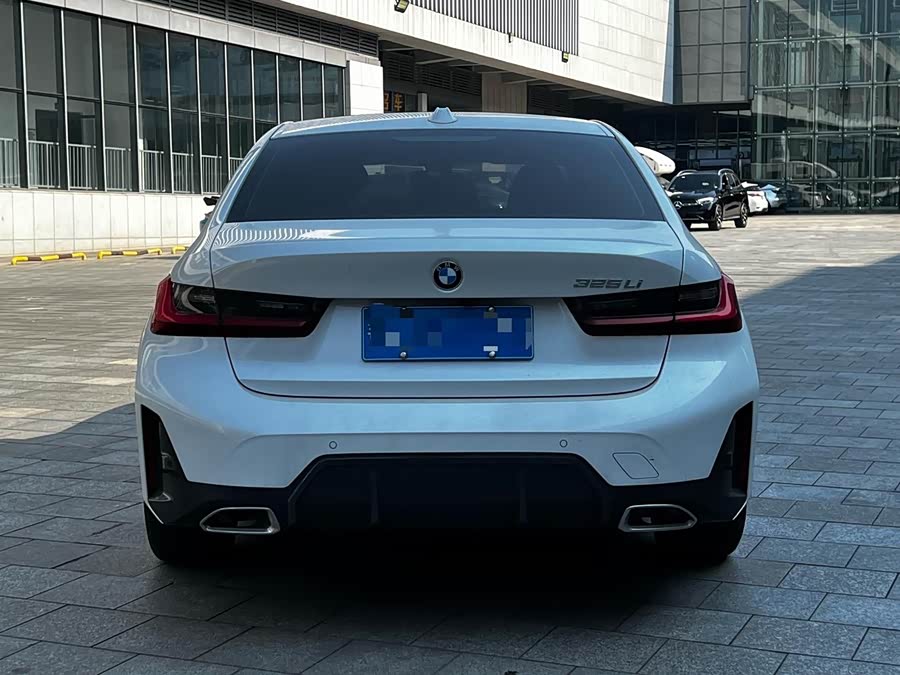 BMW 3 Series 2023, фото 13