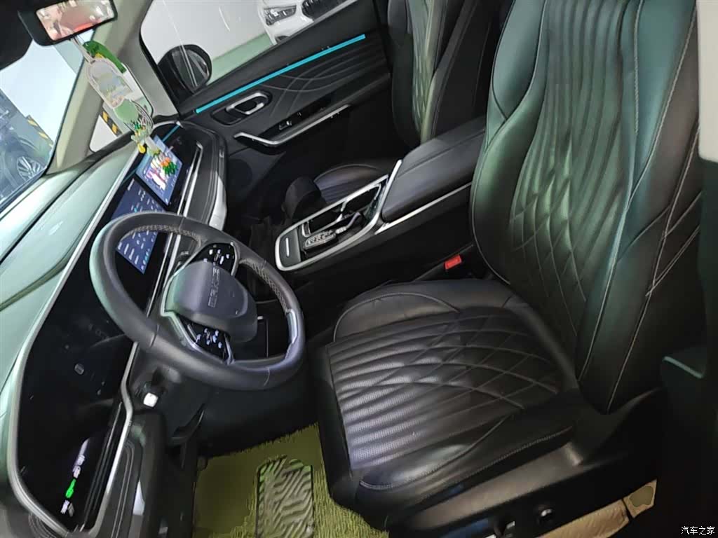Maxus G90, 2022 15