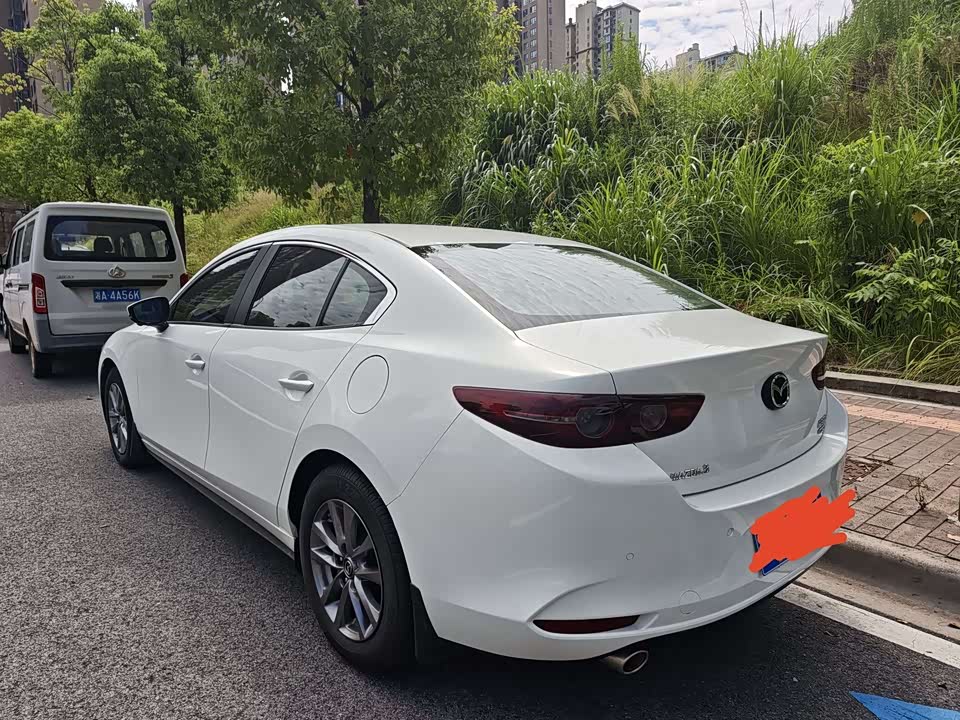 Mazda 3 Angkesaila