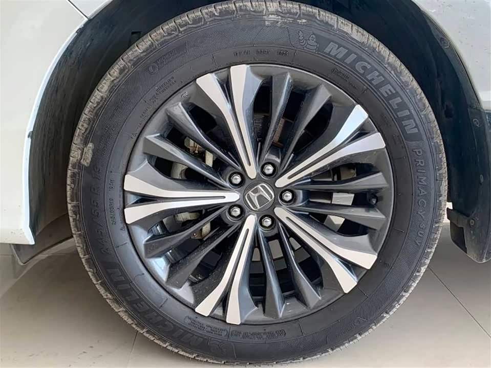 Honda UR-V Honda UR-V