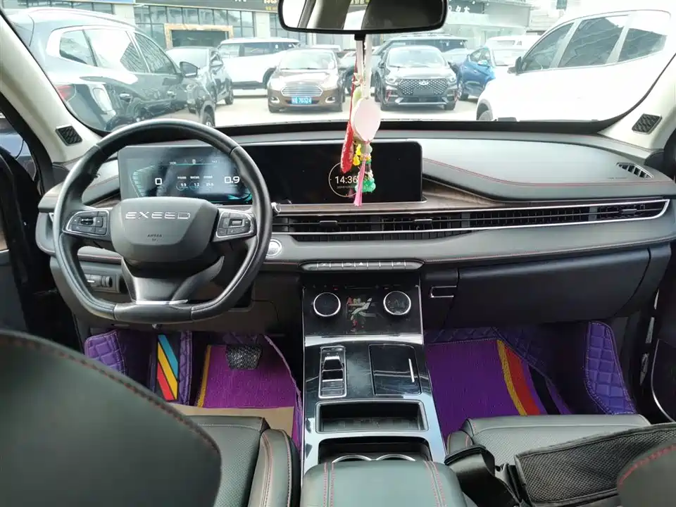 Exeed Chasing the wind