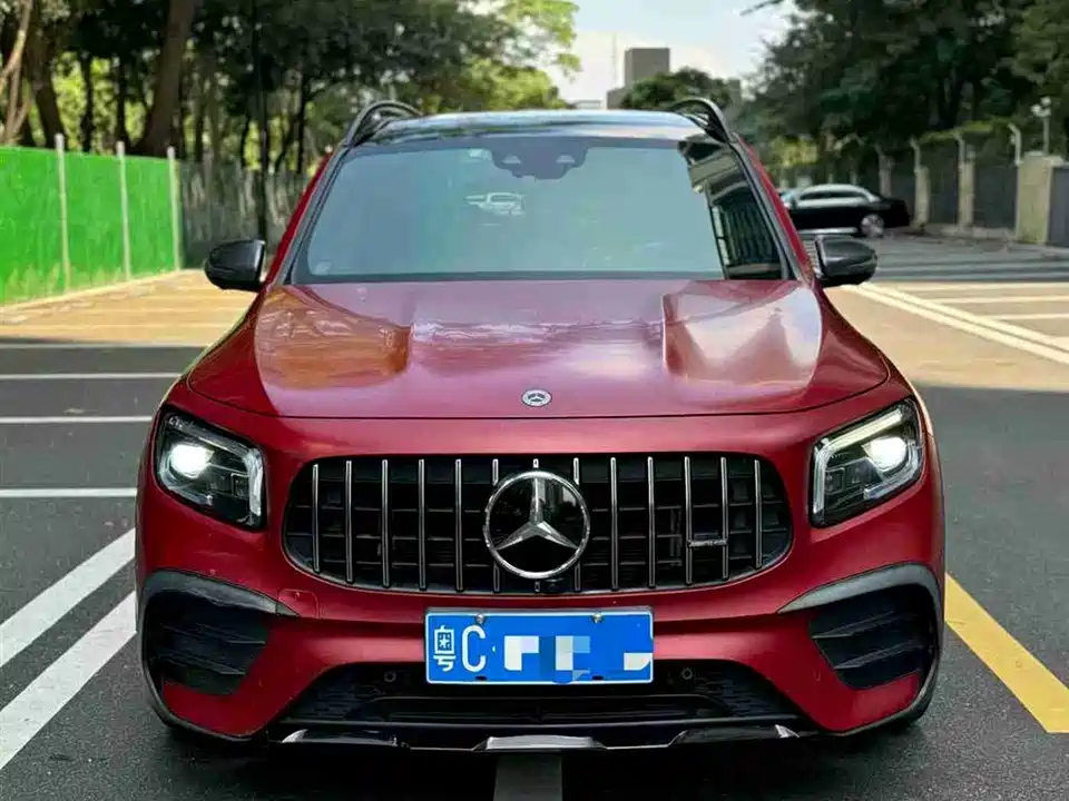 Mercedes-Benz GLB AMG