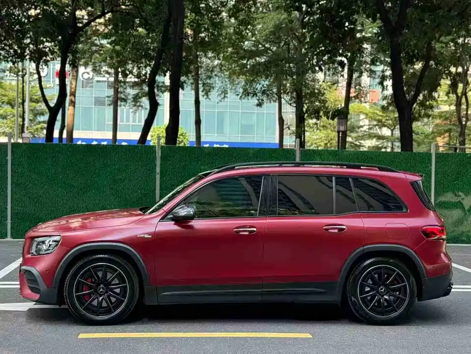Mercedes-Benz GLB AMG