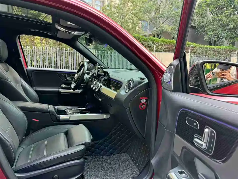 Mercedes-Benz GLB AMG