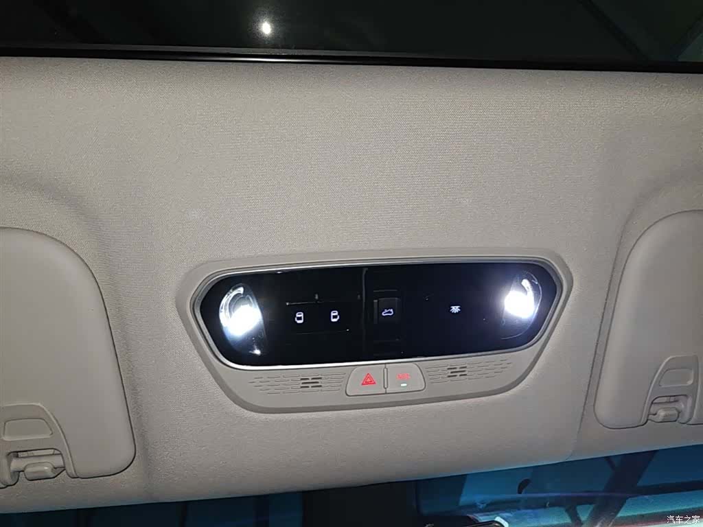 Maxus G90, 2022 18