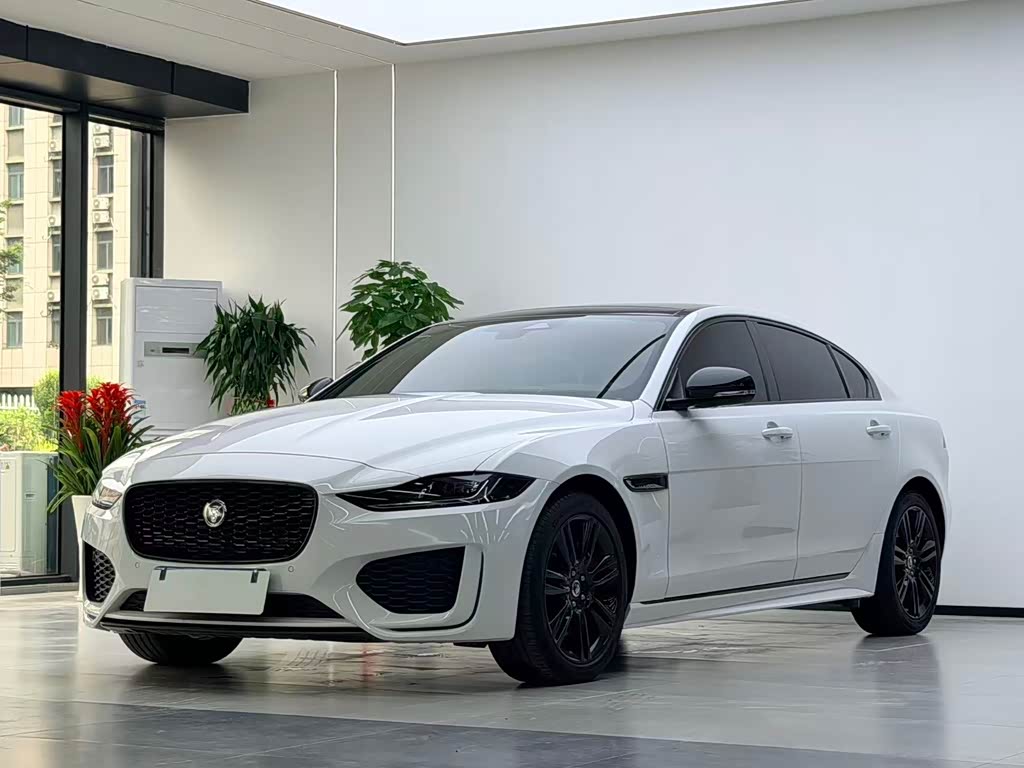 Jaguar XEL