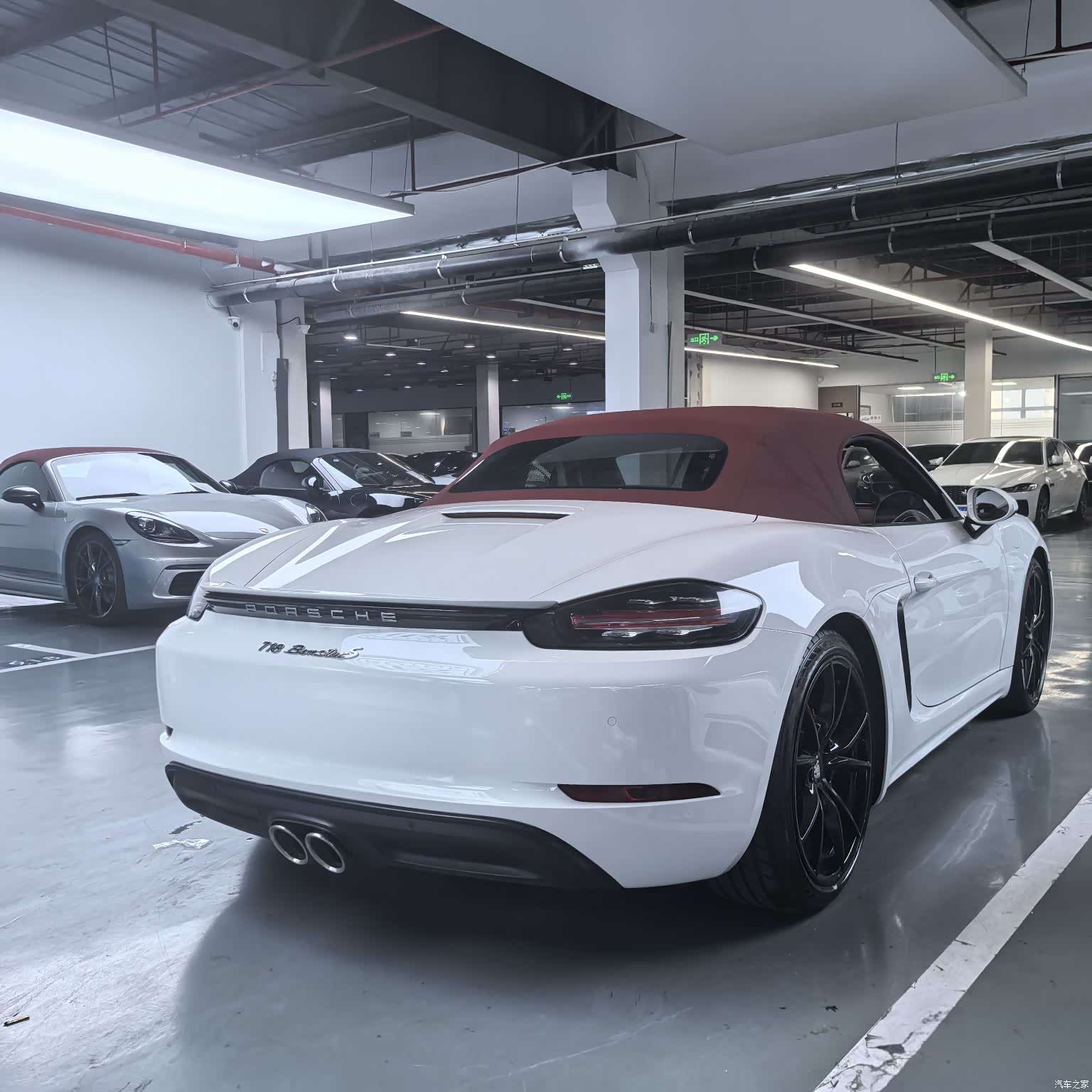 Porsche Boxster, 2017 11