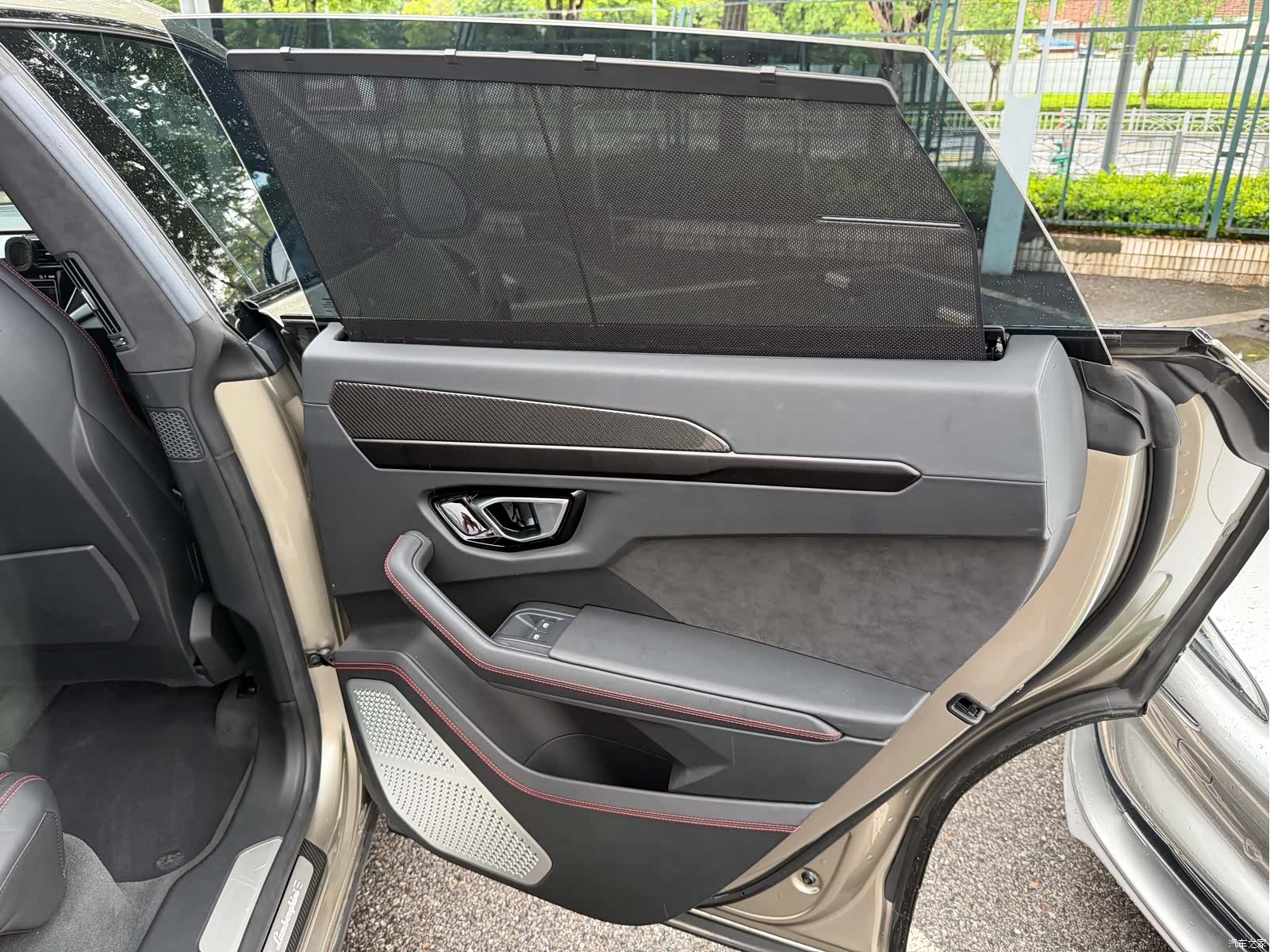 Lamborghini Urus, 2021 16