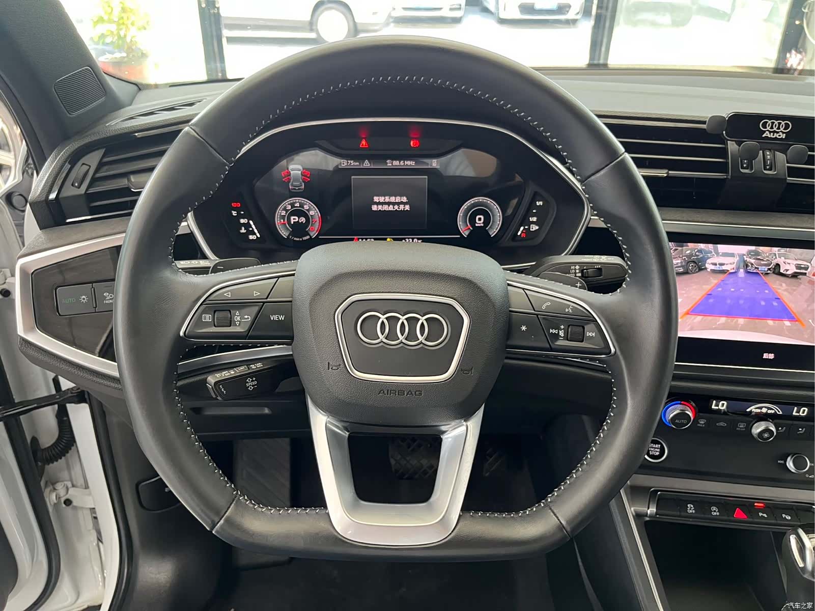 Audi Q3, 2022 6