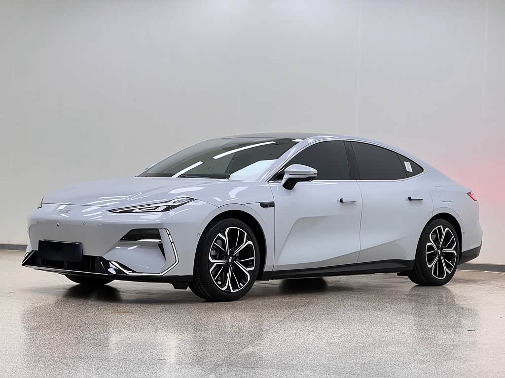 Geely Galaxy E8