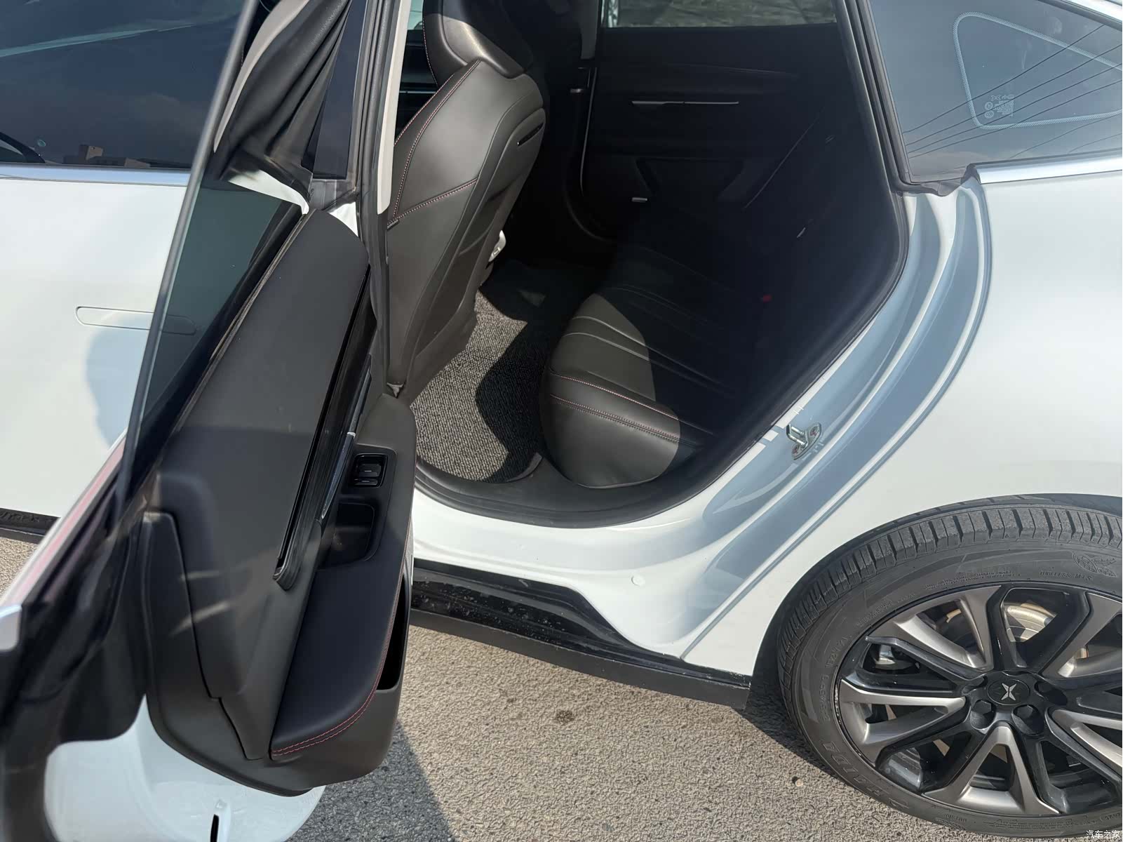 Xpeng P7, 2022 7