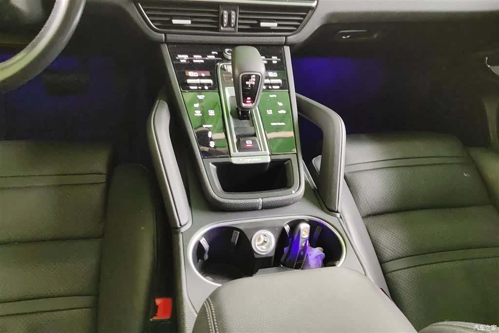 Porsche Cayenne, 2018 16