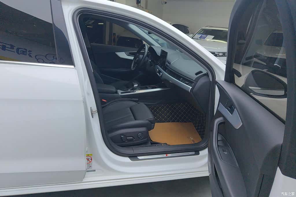 Audi A4L, 2020 8