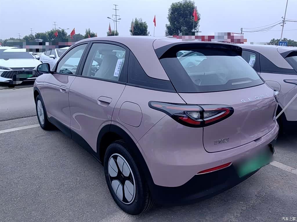 Geely Xingyuan, 2026 все фото