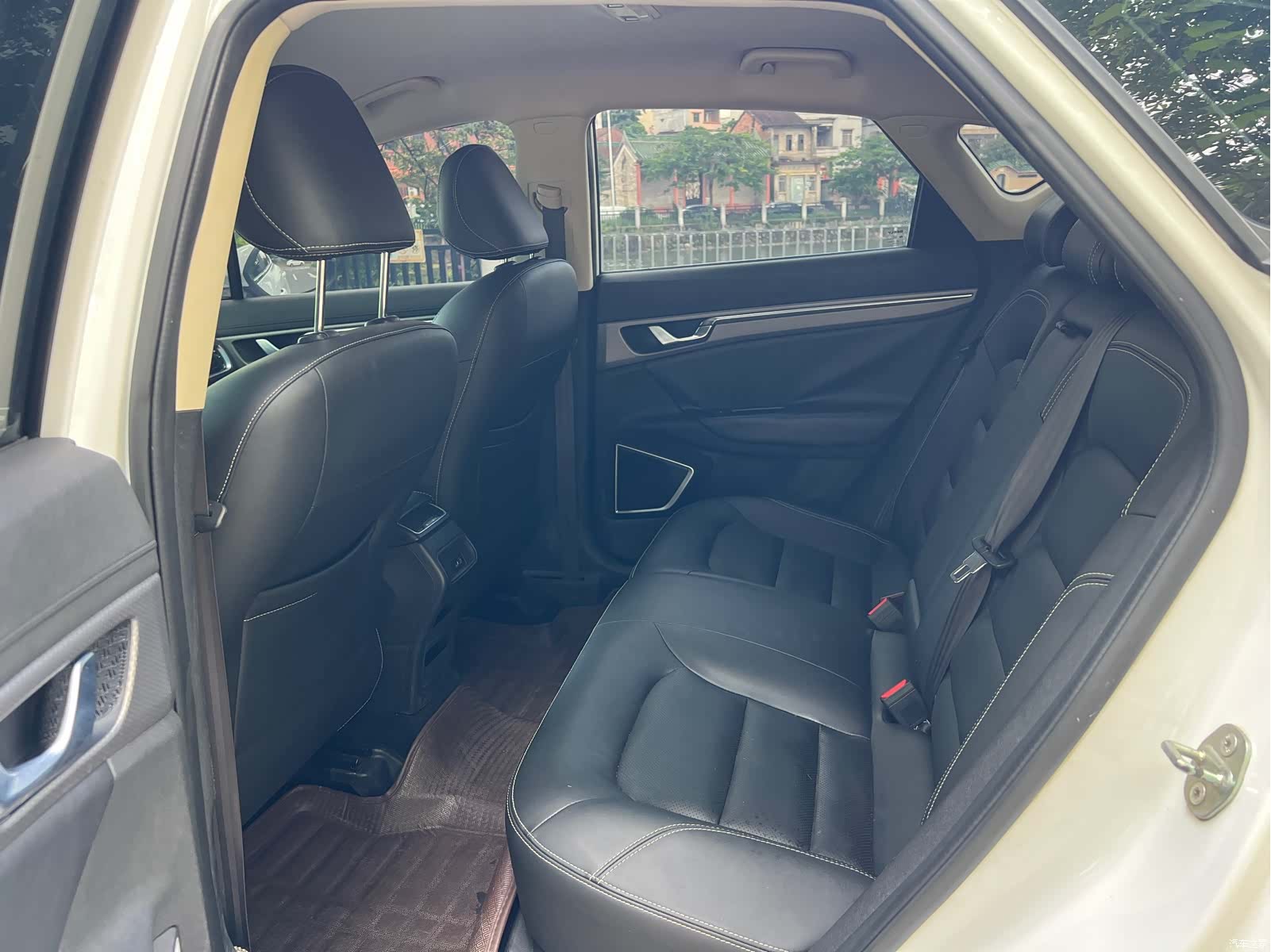 Geely Emgrand, 2017 6